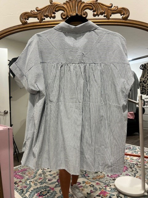 Navy Short Sleeve Top